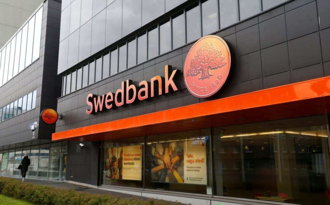 Swedbank создает холдинг в Балтии, Латвия станет центром управления