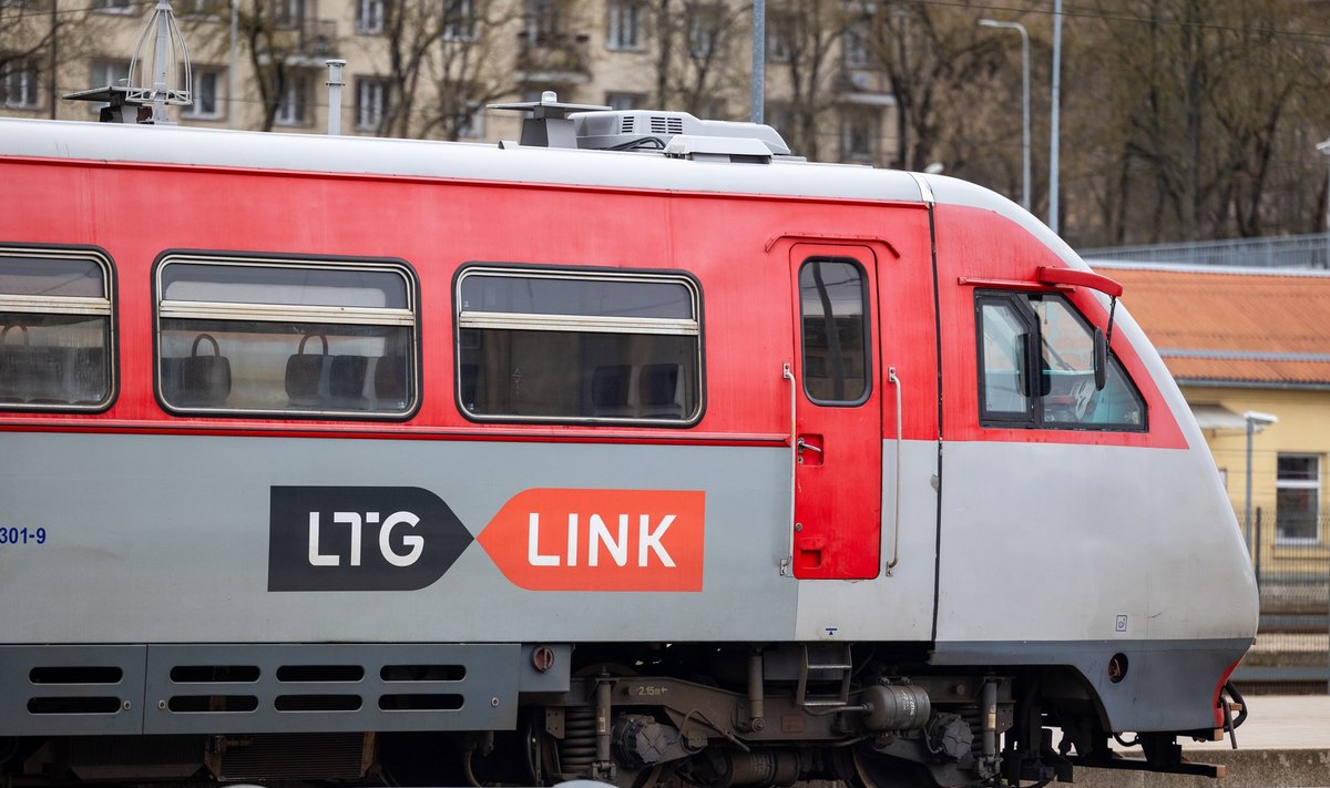 LTG Link начинает установку спутникового интернета Starlink в поездах