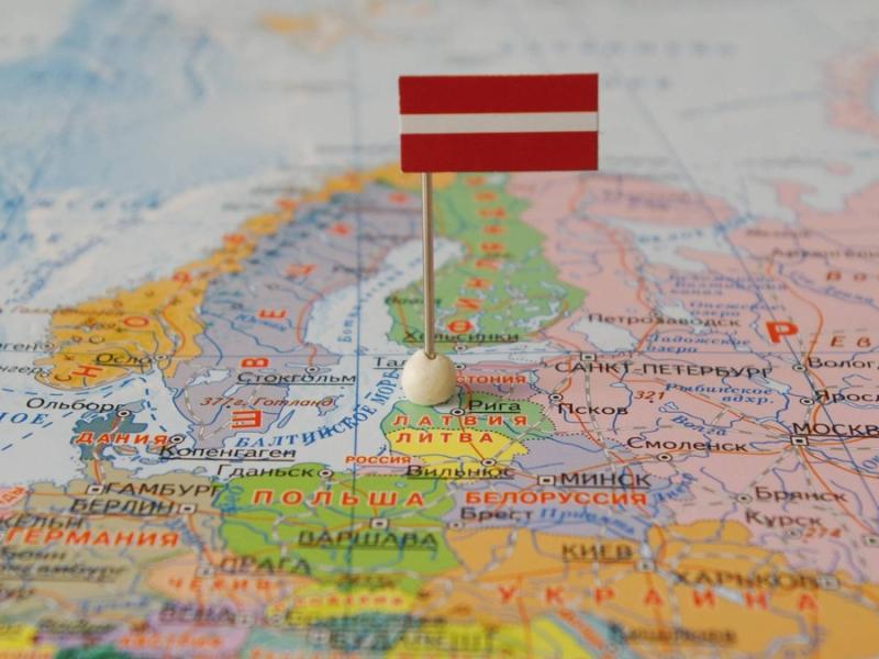 ЕС может запретить россиянам пересекать границу, а Латвия — прекратить продление временных ВНЖ