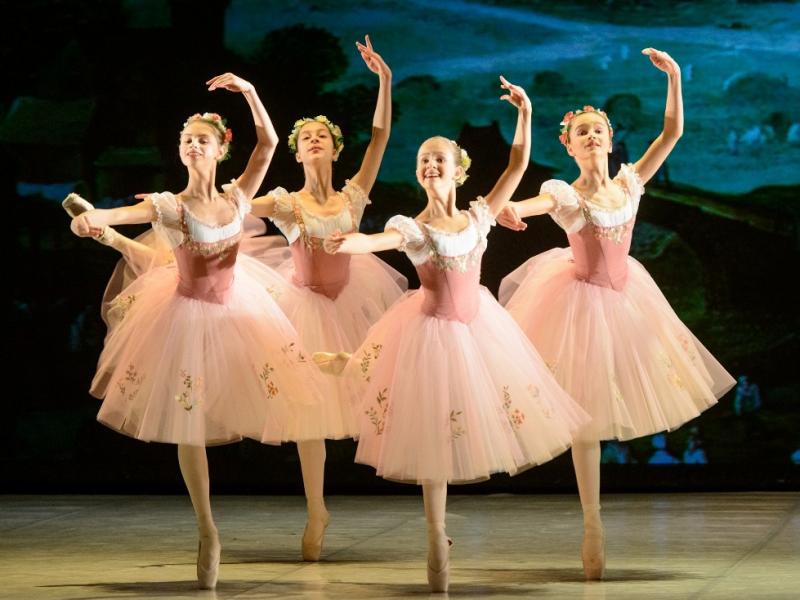 Балетный гала-концерт Национальной школы искусств им. М. К. Чюрлёниса: от романтизма до наших дней